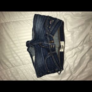 jean shorts from hollister size 3